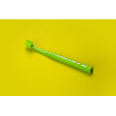 Дитяча зубна щітка Curaprox CS Kids ультрам'яка d 0.09 мм (4-12 років) Зелений (CS Kids-02) Вінниця - фото 2