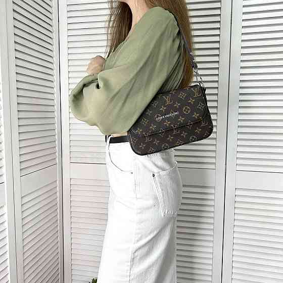 Брендова жіноча сумка. Жіноча сумка маленька через плече. Київ