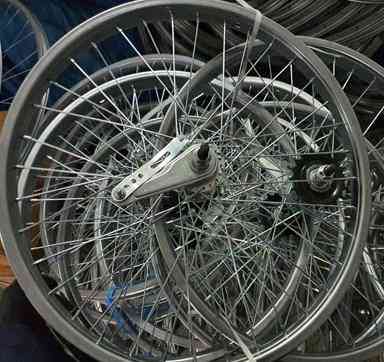 Обод   велосипедный (в сборе) 28   (червячная втулка хром) заднее Мукачево