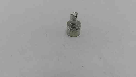 Ковпачок на ніпель колеса велосипеда (металевий з ключем) KL Мукачево