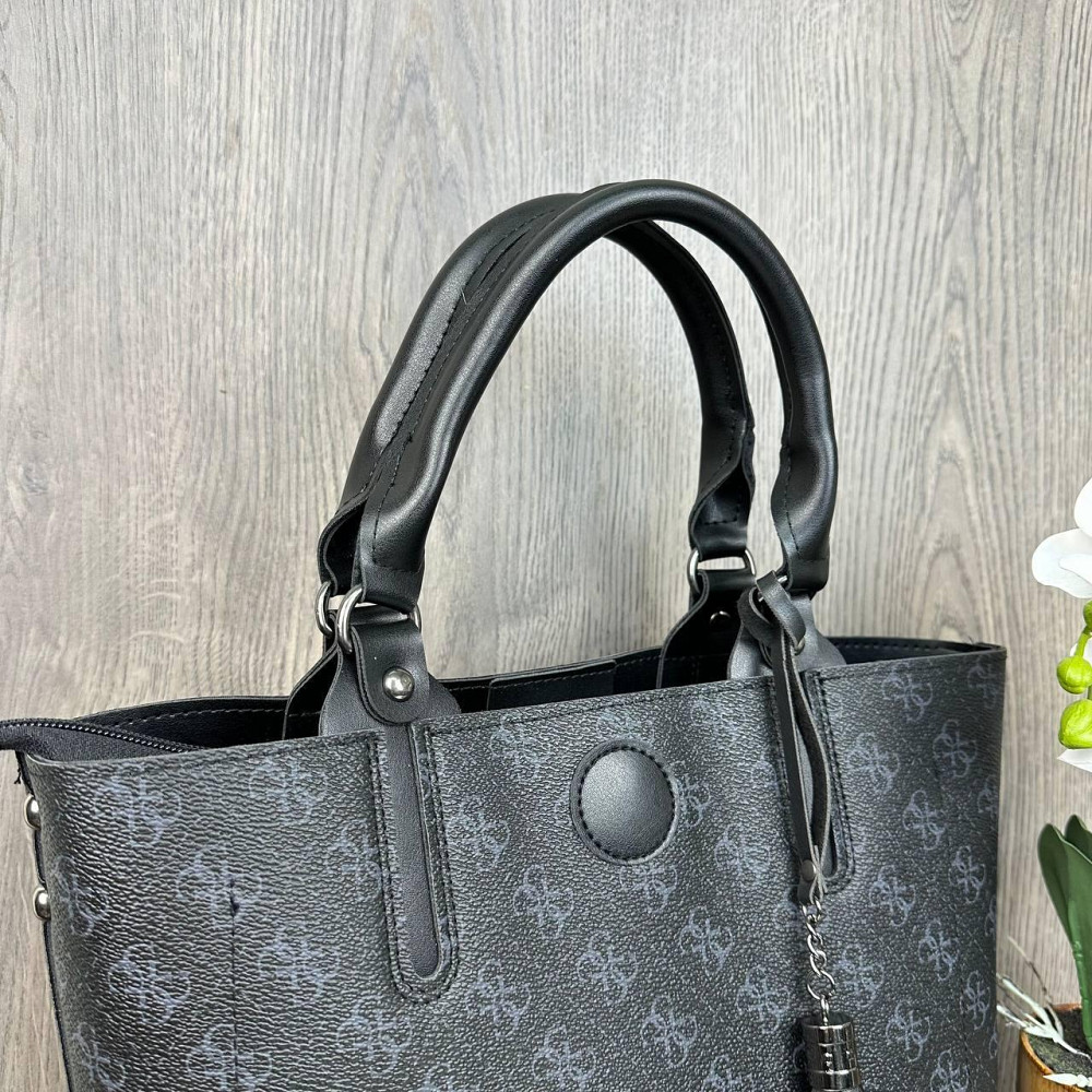 Жіноча сумка з вінцем брелоком стиль Guess чорна ( 26048 ) Харьков - изображение 7