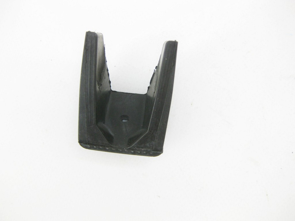 Mercedes-Benz  A2127500026 Гумовий відбійник петлі кришки багажника C-Class Coupe С205 C-Class W205 E-class W213 E-class Coupe C238 CLS C257 E-class W Одесса - изображение 4