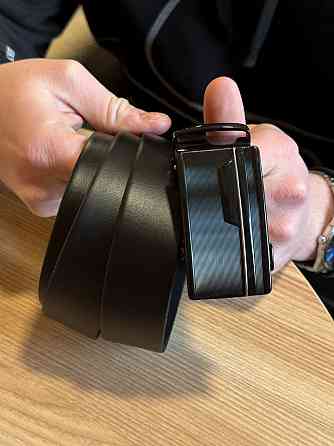 Чоловічий шкіряний ремінь з автоматичною пряжкою Київ