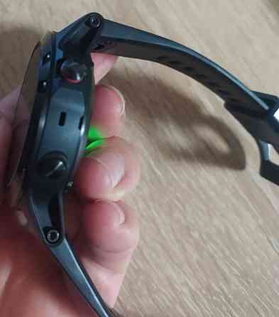 Часы: Garmin Fenix 5. Київ