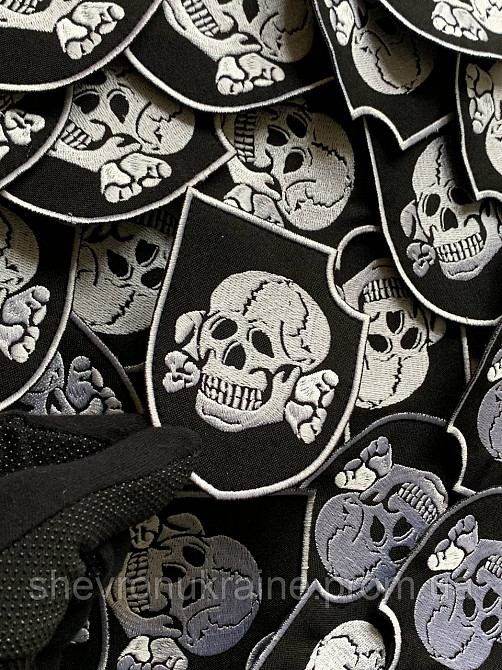 Шеврон Адамова голова (Форма щит. На липучке) Размер 9.5x7.5см Киев - изображение 4