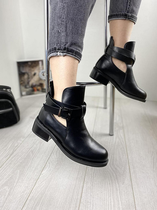 Жіночі черевики ANDNNON чорні еко-шкіра 39р. (1188) Коломия - фото 3