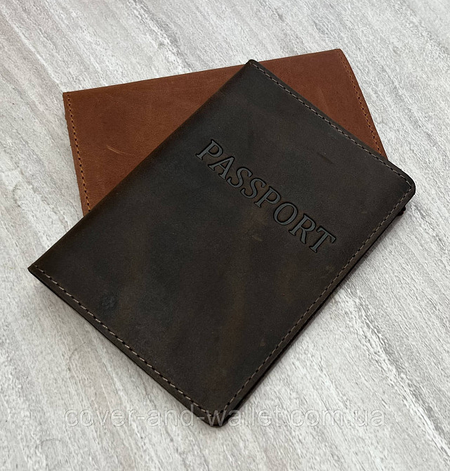 Коричневая обложка на зарубежный паспорт из винтажной кожи ST Leather Киев - изображение 1