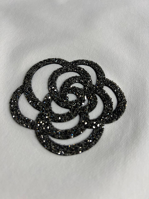 Костюм жіночий Saint Wish 385 футболка з шортами квітка камінці оверсайз білий, білий, L Київ - фото 2