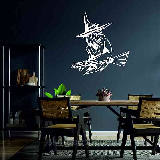 Декоративное настенное Панно «Ведьма с метлой», Декор на стену 90*82 см, Белый Киев