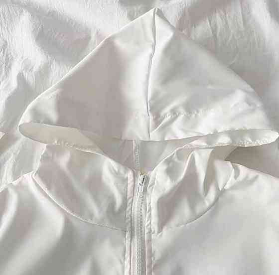 Жіноча спортивна оверсайз ветровка  з капюшоном плащівка Одеса