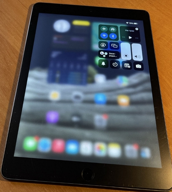 Планшет Apple iPad AIR 2 16Gb.Wi-Fi Black. Київ - фото 6