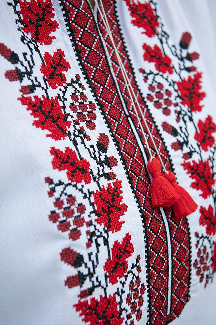 Вишиванка жіноча лляна, довгий рукав, хіт Київ - фото 3