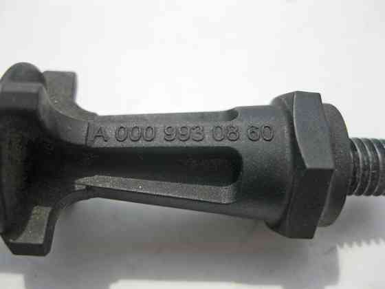 Mercedes-Benz  A0009930860 Пластиковий палець - кріплення блоку керування двигуна Одесса