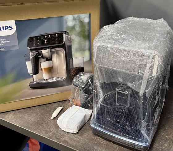 Кавомашина Philips 5500 LatteGo black. Київ