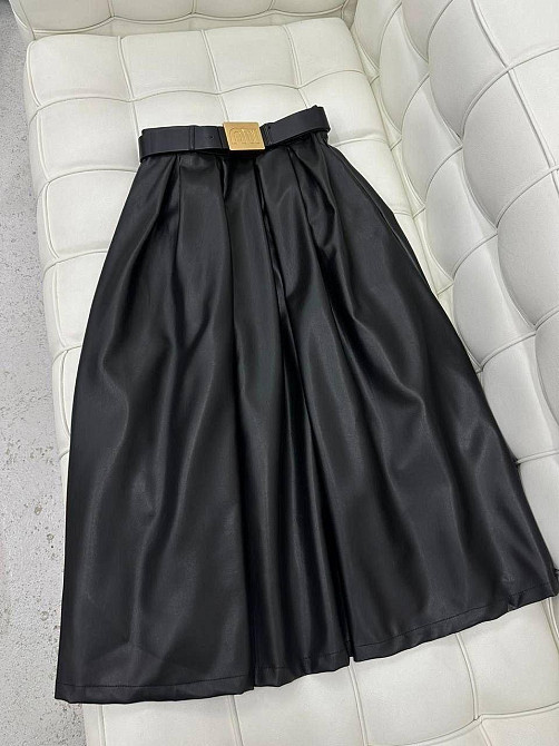 Женская теплая миди юбка со складками экокожа на флисе Одесса - изображение 3