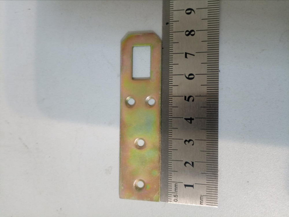 Вушко для підвішування меблів  80х20мм, оцинк жовтий "P-o" Київ - фото 1