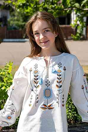 Вишиванка для дівчаток-підлітків, молочна топ Київ