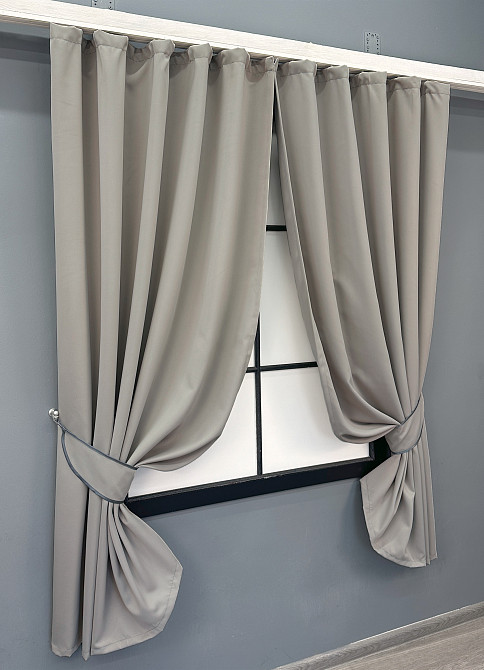 Комплект коротких штор VR-Textil Блекаут Midnight № 1672ш Сіро-бежевий 140х170 см 2 шт (35-0336) Київ - фото 2