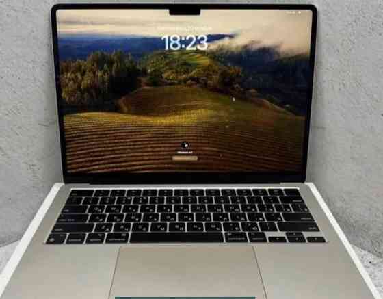 Ноутбук Apple MacBook Air 13 m2 8/256Gb. Киев