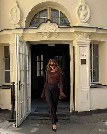 Женский лонгслив с акцентными воланами на рукавах плотная вискоза Шоколад Одесса