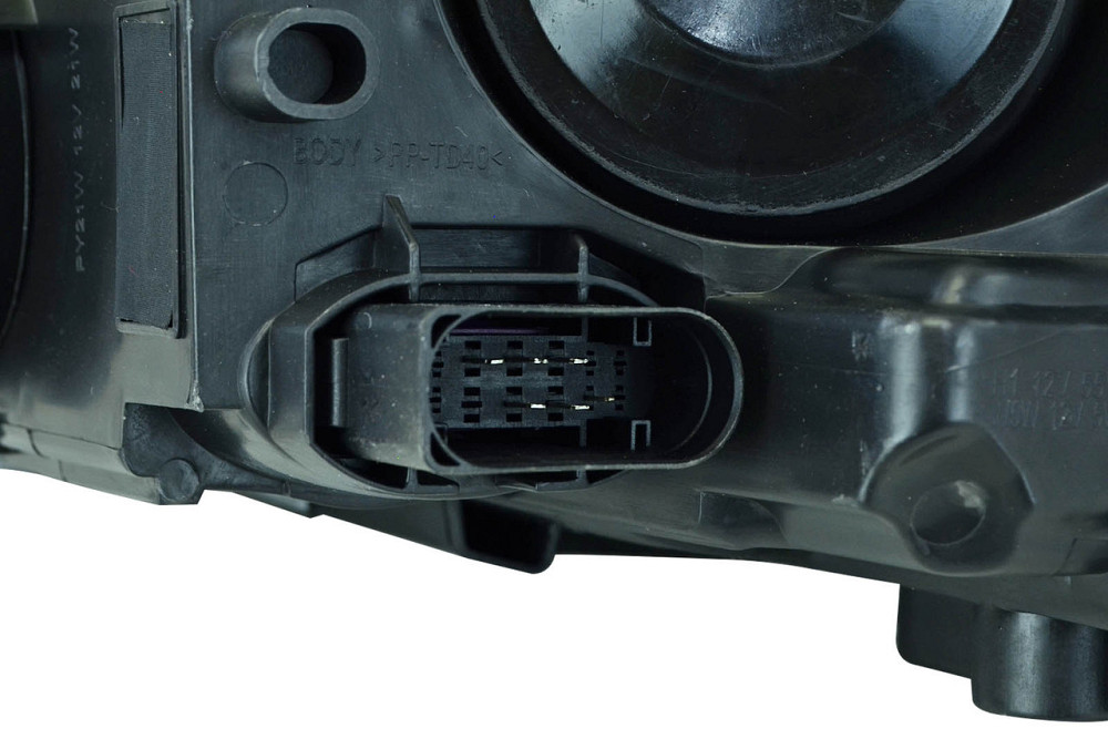 Фара Focus 3 (2014-2019) рестайлінг ліва чорна покажчик повороту жовтий галоген (ручний коректор) без ДХО Форд Мукачево - фото 2