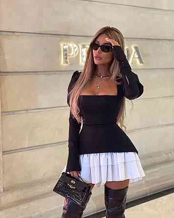 Женское базовое мини платье с квадратным вырезом крепдайвинг + коттон Одесса