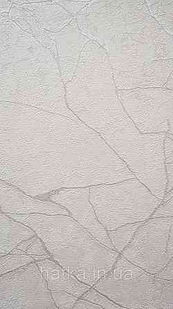Шпалери вінілові на флізеліні AdaWall Roka 1.06х10 під камінь білі молочні жили сріблом 23107-1 Київ