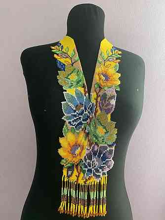 Гердан «Диво-квітка» з бісеру Коломия