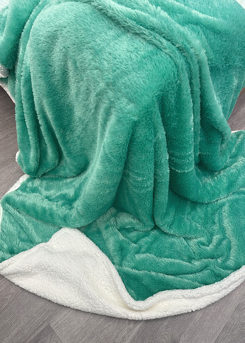 Плед двосторонній 155х200 см (+-5см) із штучною овчиною, хутром та люрексом Бірюзовий з білим (87-084) Київ - фото 8