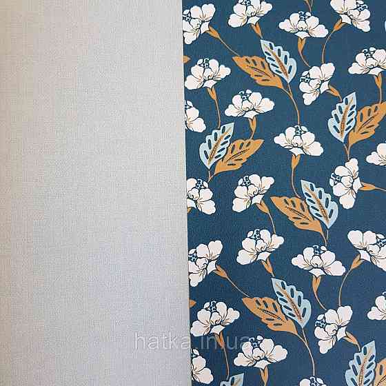 Шпалери вінілові на флізелін Caselio Mystery 0.53х10 м маленькі яскраві квіти листя білі золотисті на синьому Київ