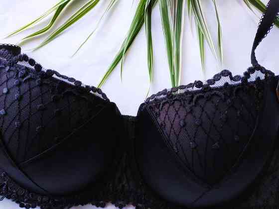 Бюстгальтер пуш-ап из атласа wonderbra Славута