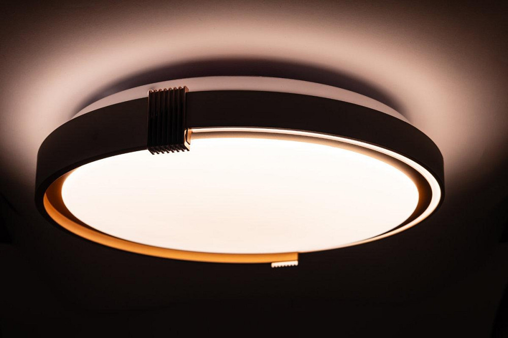 COLISEUM матовый 60W 395*60мм 3000К-6500К с ДУ белое золото Киев - изображение 5