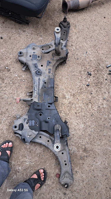 Важіль передньої підвіски на Hyundai Kona 2016-2022 роки. Київ - фото 1