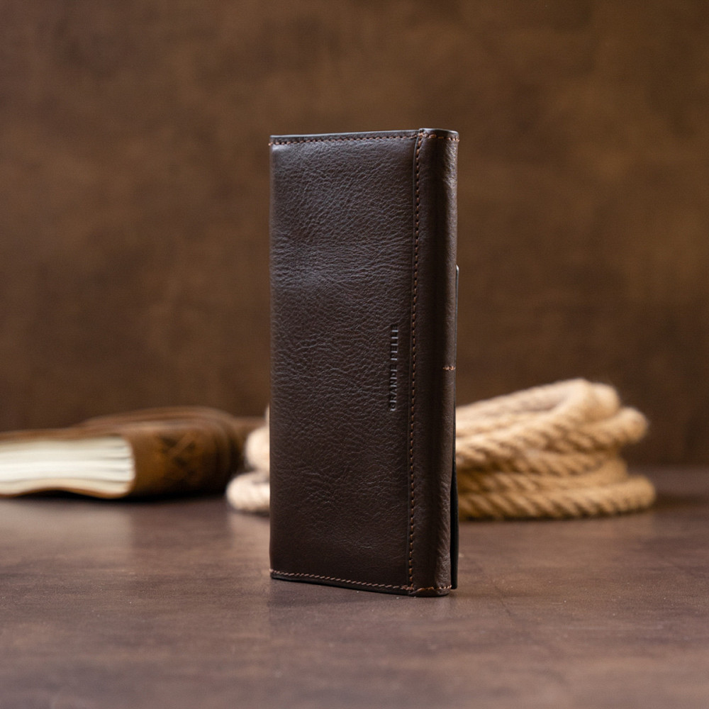 Горизонтальный клатч глянцевый на магните GRANDE PELLE 11317 Шоколадный Киев - изображение 3