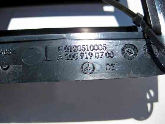 Mercedes-Benz  A2059190700 9051 Внутрішня передня кришка санки лівого сидіння чорна C-Class W205 GLC X253 E-Class W213 C238 Одеса