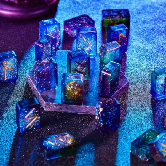 Силиконовый молд (форма) для изготовления рун 22×10,5 см + набор блёсток для смолы Киев