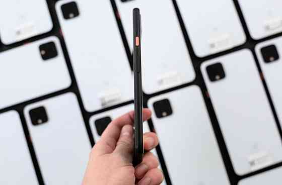 Смартфон Google Pixel 4 6/64 Gb Black/White Гарантия  Trade in Киев