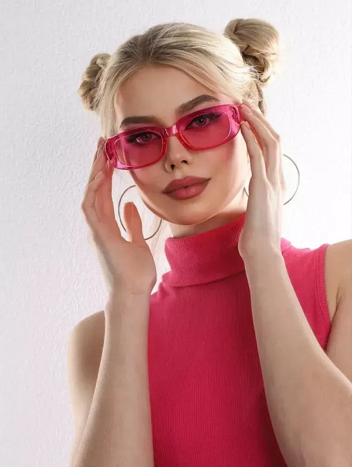 Сонцезахисні прямокутні окуляри в пластиковій оправі рожеві Луцьк - фото 2