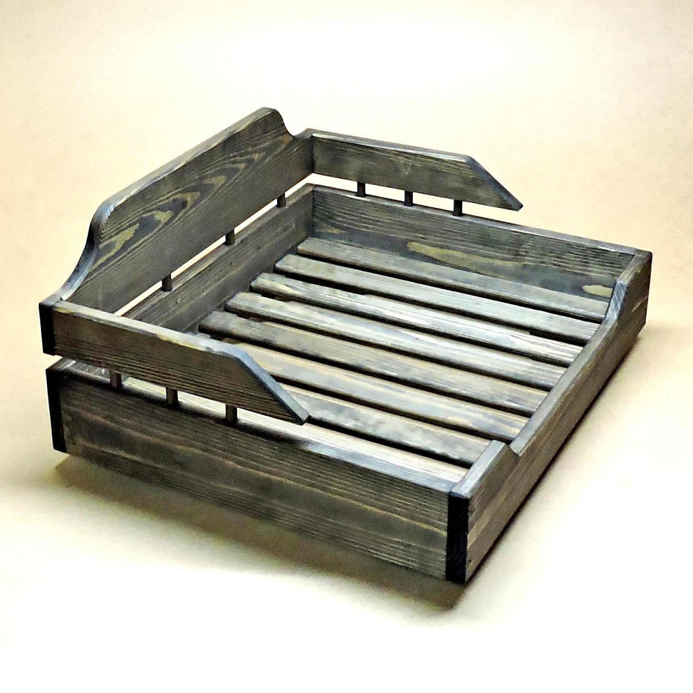 Лежак деревянный для собаки 