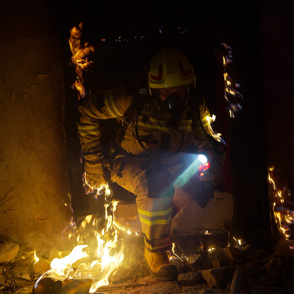 Фонарь пожарный Mactronic M-Fire Guardian XR (240 Lm) Ex-ATEX (PHH0231) Вінниця - фото 2