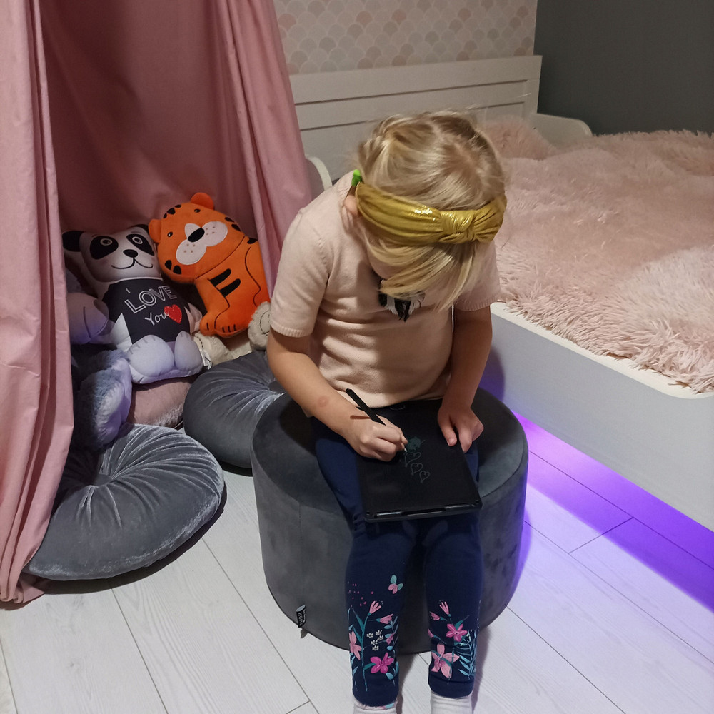 Планшет для малювання та письма з ручкою 25.4 см Kruzzel (22455) Black Нововолинськ - фото 8