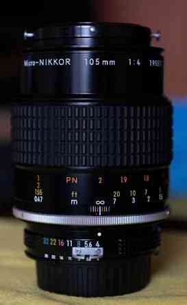 Об'єктив Micro- Nikkor 105mm. F/4 Ai. Київ