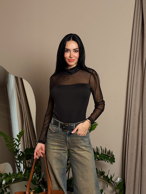 Женский лонгслив с прозрачными рукавами 