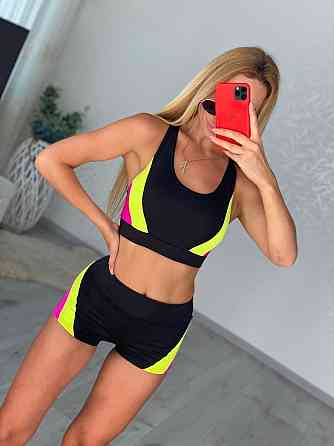 Жіночий костюм комплект пол денс одяг шорти з футболкою топ для pole dance fitness чорний зі вставками Одеса