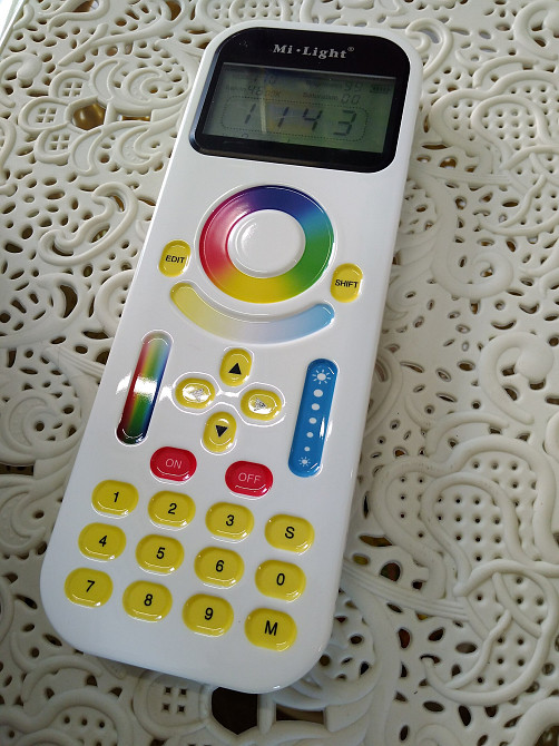 Milight Трековий світильник Alpha Lite, 25W, 2-х позиційний регулятор, RGBW Київ - фото 1