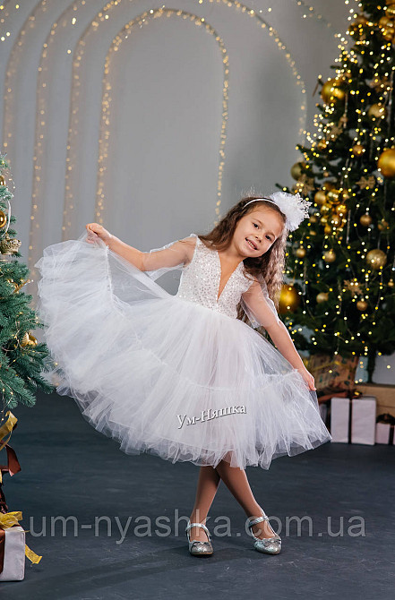 Святкова пишна біла сукня для дівчинки Кривий Ріг - фото 2