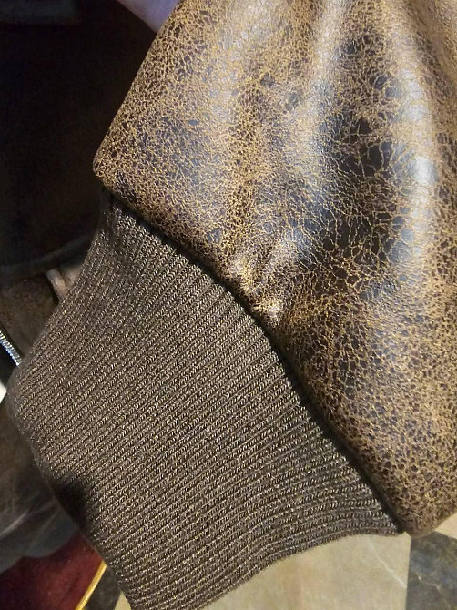 Женская куртка-бомбер из эко-кожи Коричневый L Харьков - изображение 4