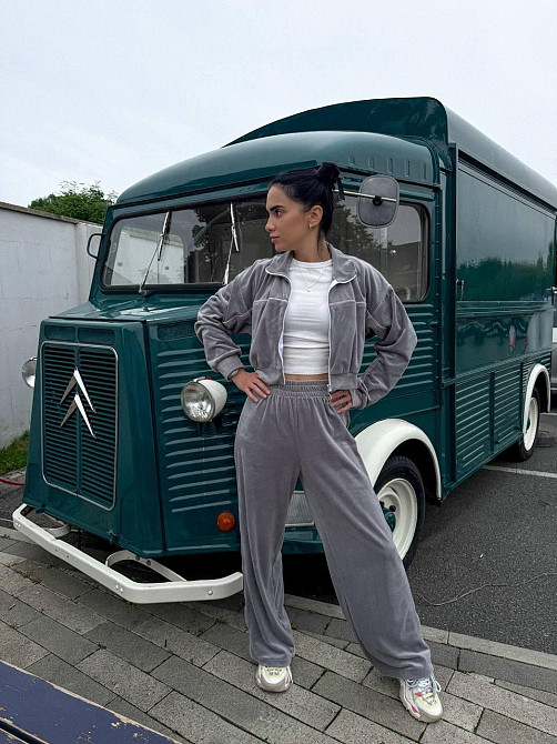 Женский мягкий костюм двойка: кофта и штаны велюр спорт Одесса - изображение 4