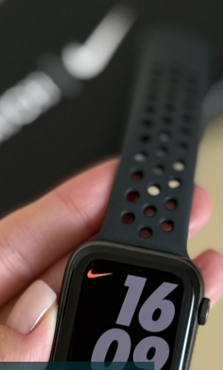 Смарт -Часы Apple Watch SE 44mm. Space Gray. Киев - изображение 8