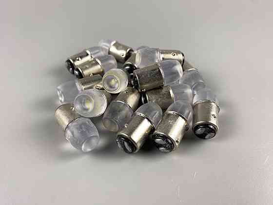 Світлодіодна автомобільна лампа стоп-сигнал/покажчик повороту 12V 2-ух контактний цоколь 1157 BAY15d Мукачево